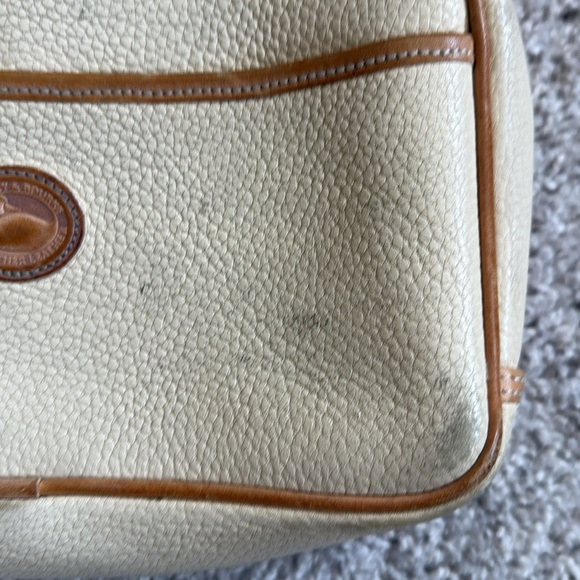 Dooney & Bourke Classic Cream Leather Crossbody Bag - Picture 3 of 14